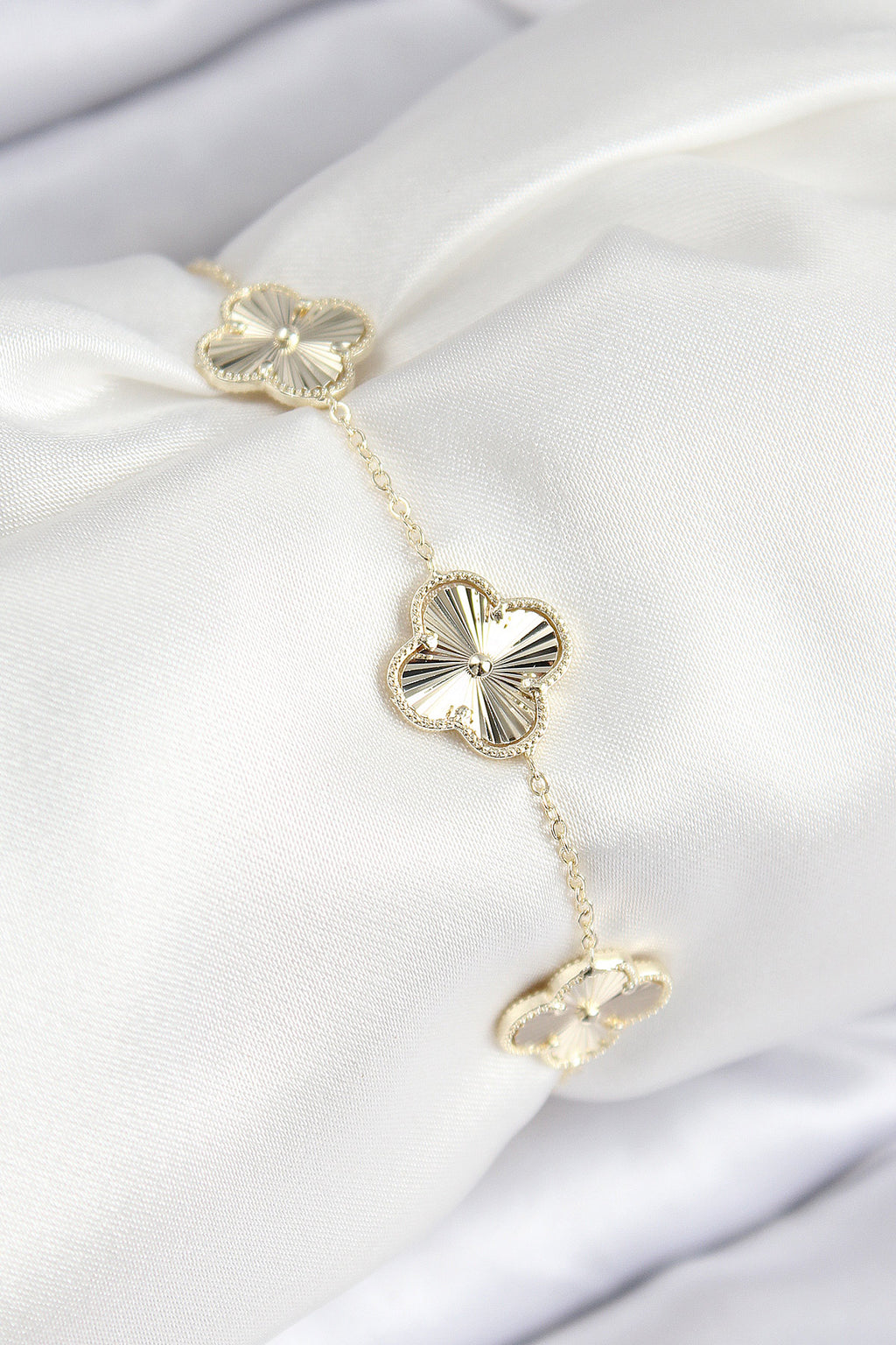 ZEVRA VIP Yonca Bileklik – Gold