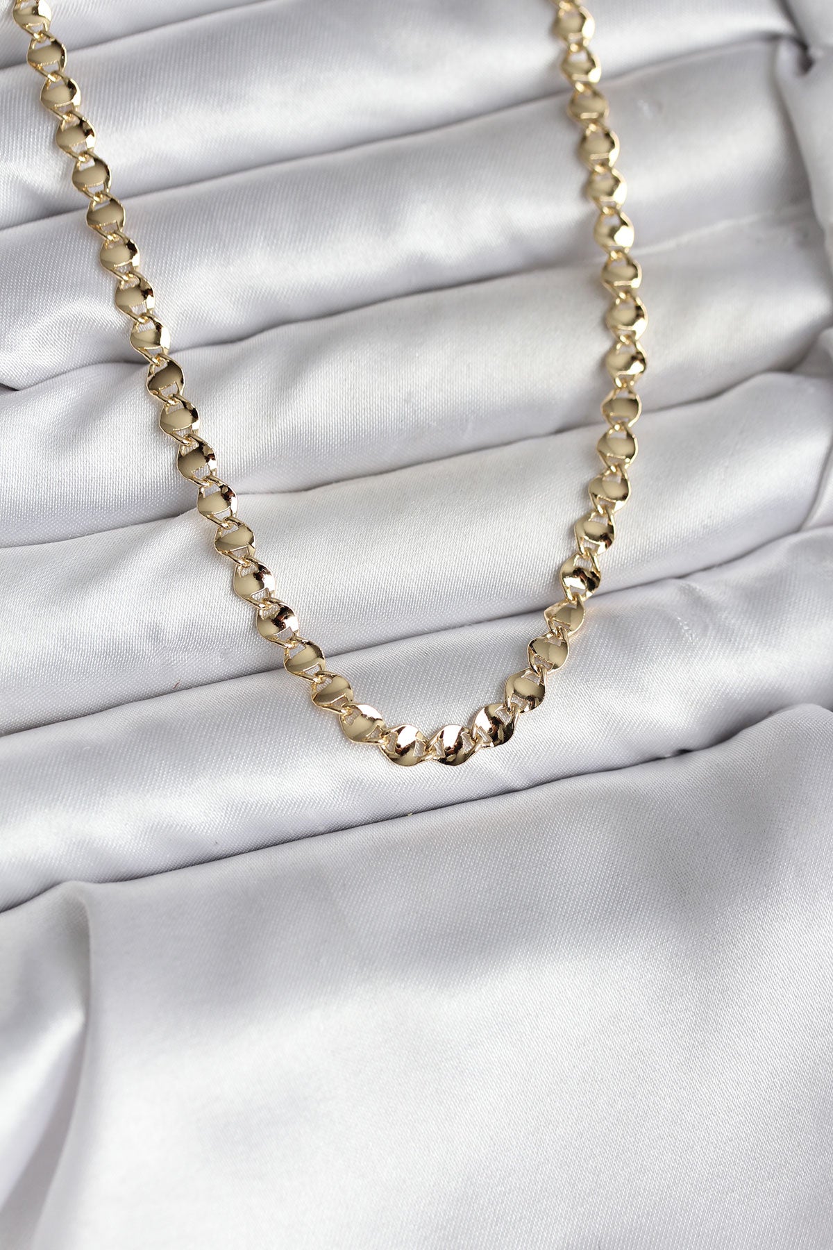14K Gold Renk Kaplama Zincir Model Kadın Kolye