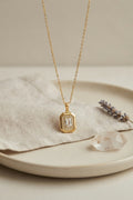 ZEVRA Kare Form Kolye – Gold