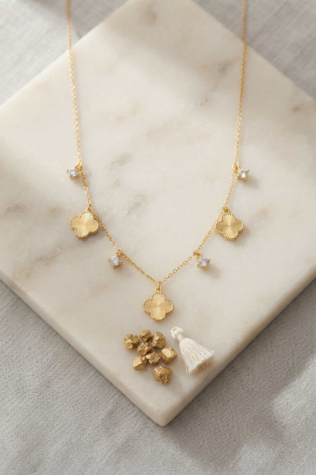 ZEVRA Zirkon Yonca Kolye – Gold